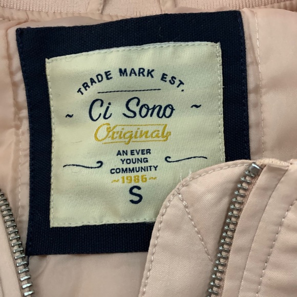 Pink Jacket - Picture 3 of 3